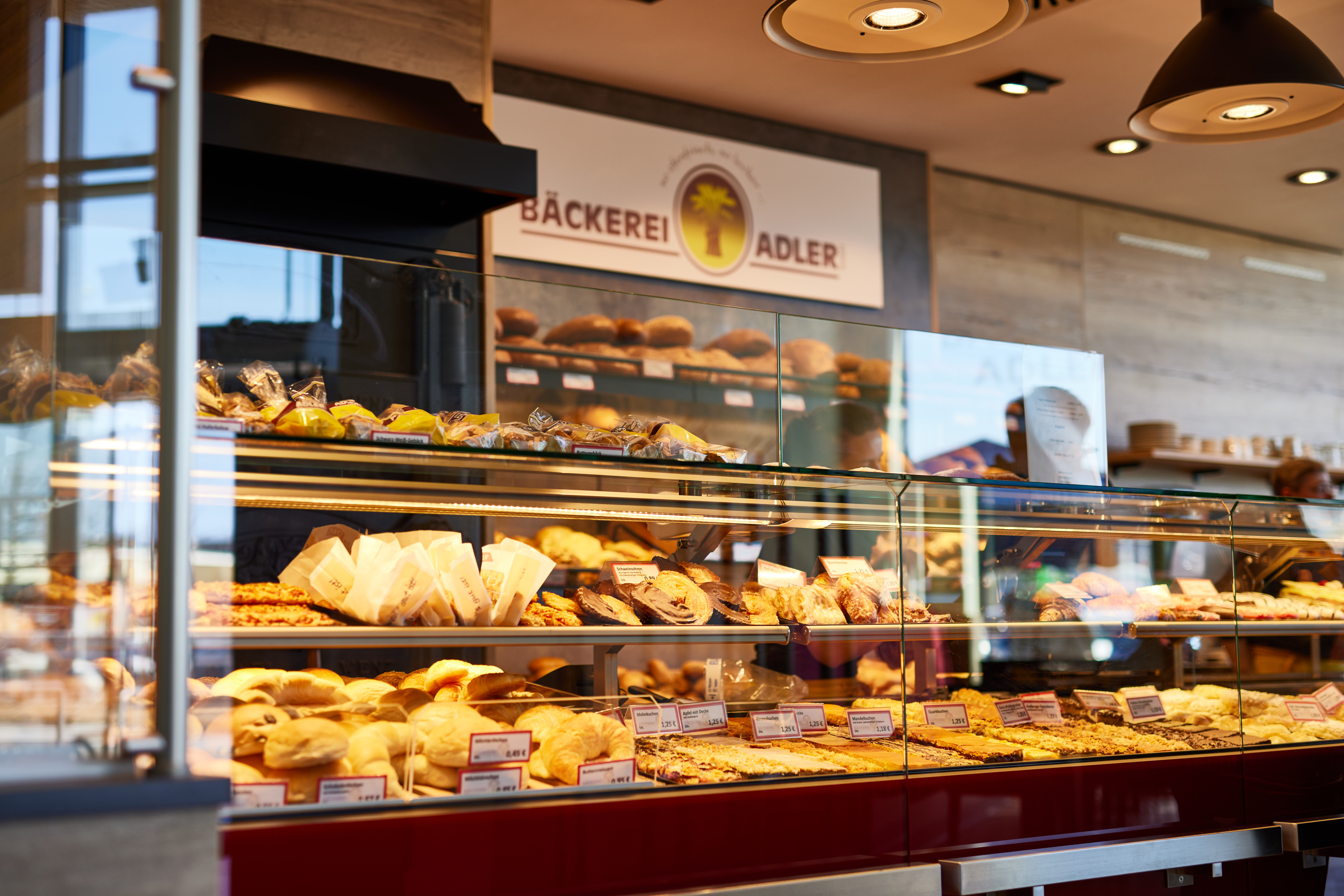 Bäckerreitheke der Bäckerei Adler